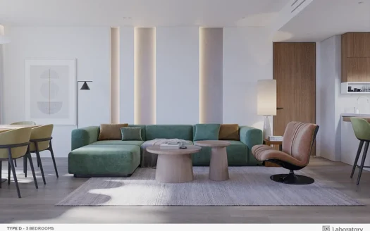 Солнечная гостиная с зеленым секционным диваном и круглыми деревянными кофейными столиками