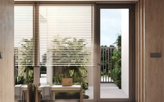 Вход в помещение с дверью из стекла горизонтальными жалюзи и зеленью