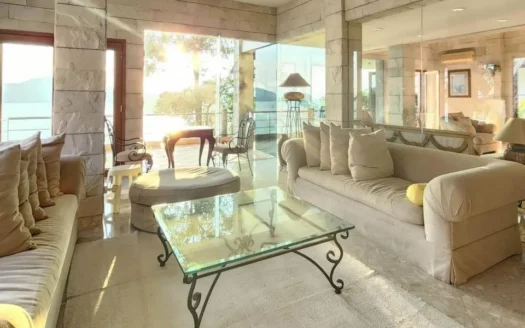 Vanich Bayfront – Bay View Villa