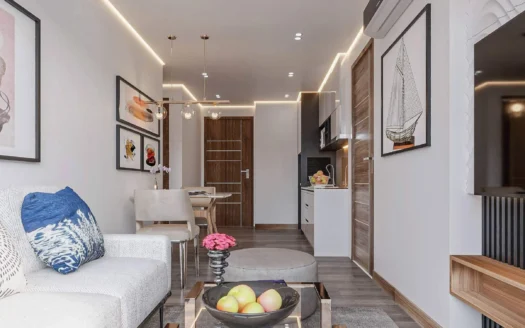 Современная гостиная с серым диваном и настенным искусством